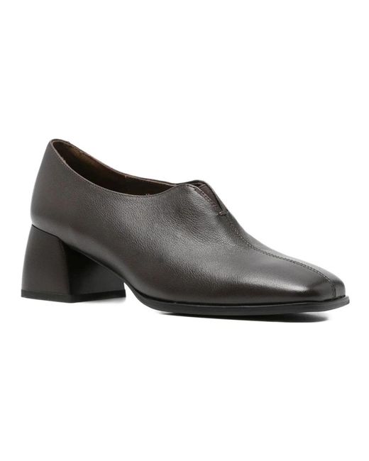 Linda Baumann Black Pumps