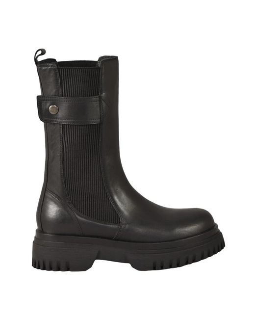 Chelsea Boots di Emanuélle Vee in Black