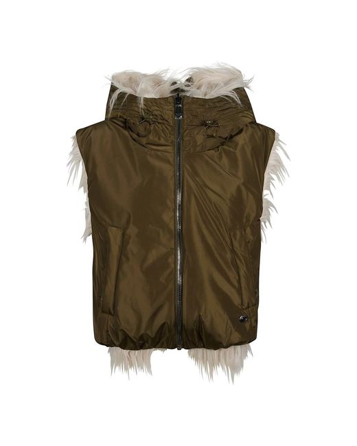 Goldbergh Vests in het Green