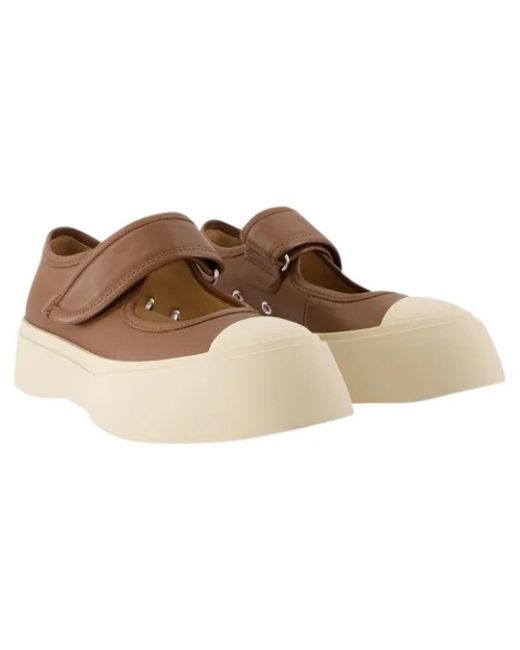 Marni Brown Stilvolle jane sandalen in cigar
