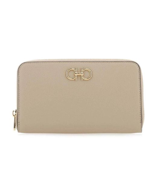 Wallets & Cardholders Ferragamo de color Natural