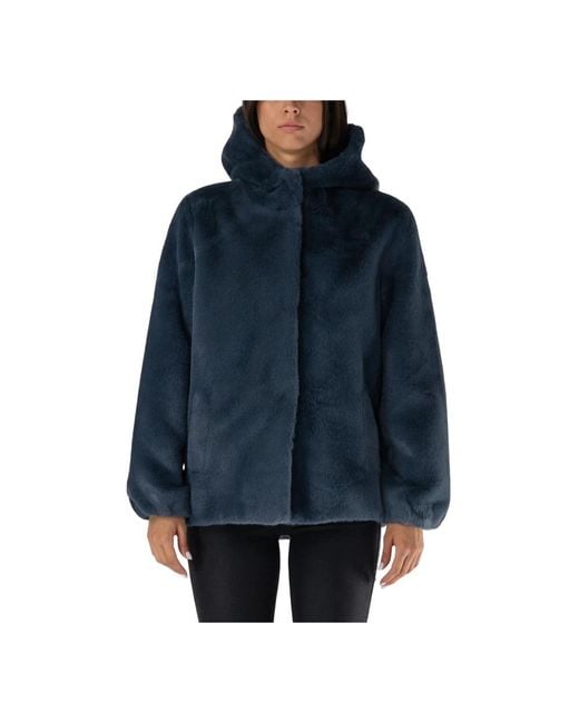 Faux Fur & Shearling Jackets di Betta Corradi in Blue