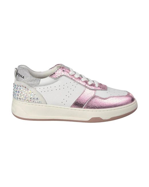 Alma En Pena. Sneakers in het White