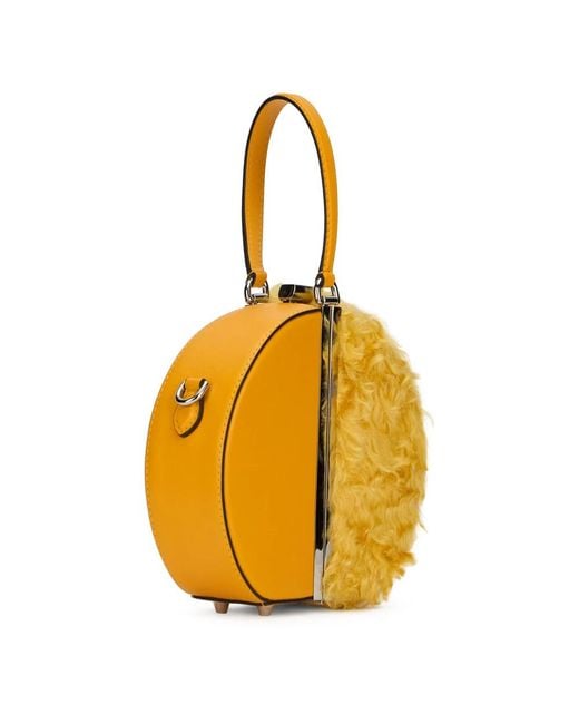 Clutches di Moschino in Metallic