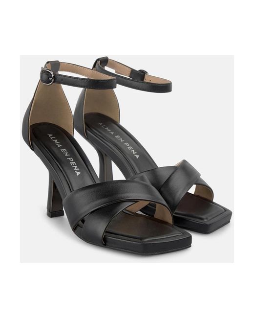 Alma En Pena. Black High Heel Sandals