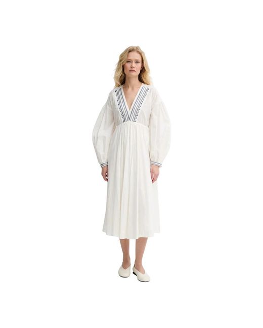 A.P.C. Anni Jurk in het White