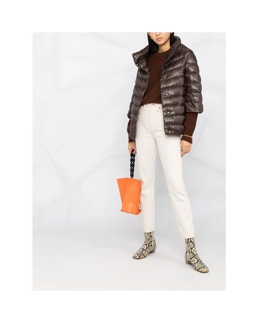 Calidez estilizada: 8800 fondente piumino chaqueta de plumas mujer Herno de color Brown