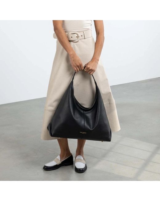 Isabel Bernard Shoulder Bags in het Black