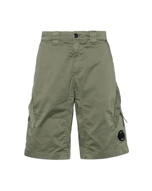 C P Company Bermuda cargo shorts in Green für Herren