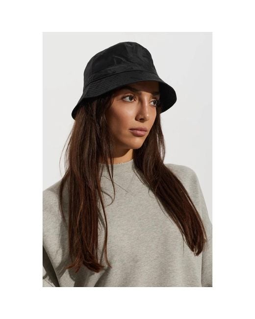 Hats di Moschino in Black