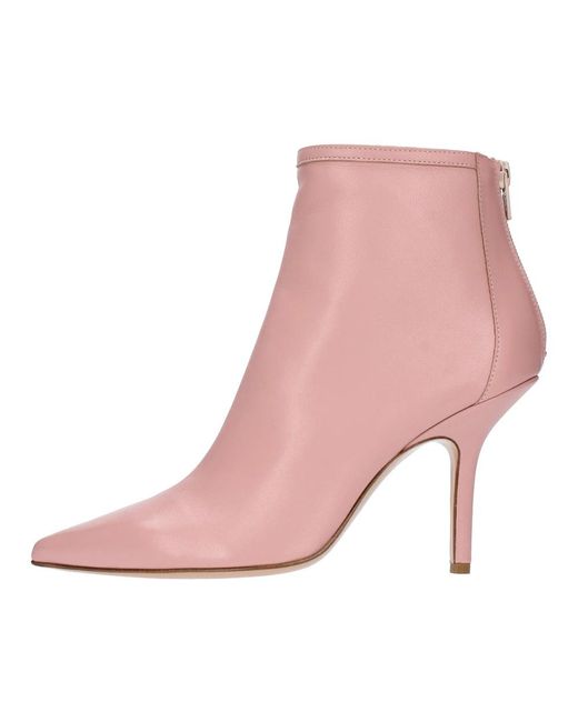 Anna F. Pink Stiefel
