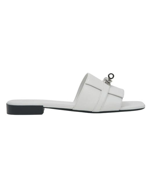 ESTRO White Weiße Slide Sandalen Mit Silberner Verzierung