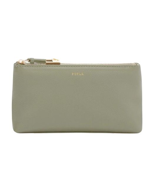 Toilet Bags di Furla in Green