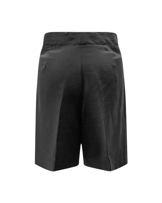 Hevò Black Casual Shorts