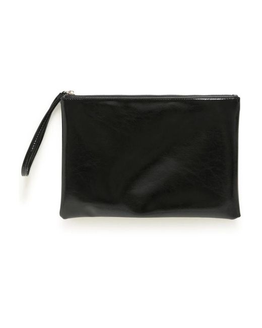 Clutches di Part Two in Black