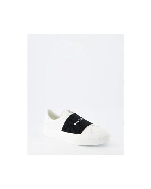 Sneakers Givenchy de hombre de color Black