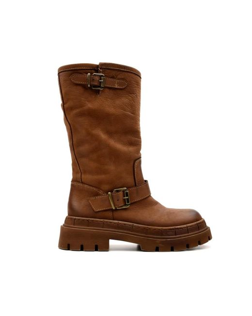 Zoe Brown High Boots