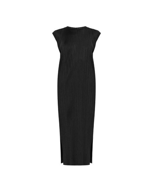 Issey Miyake Swing Effen Geplooide Midi Jurk in het Black