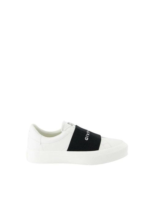 Sneakers Givenchy de hombre de color Black