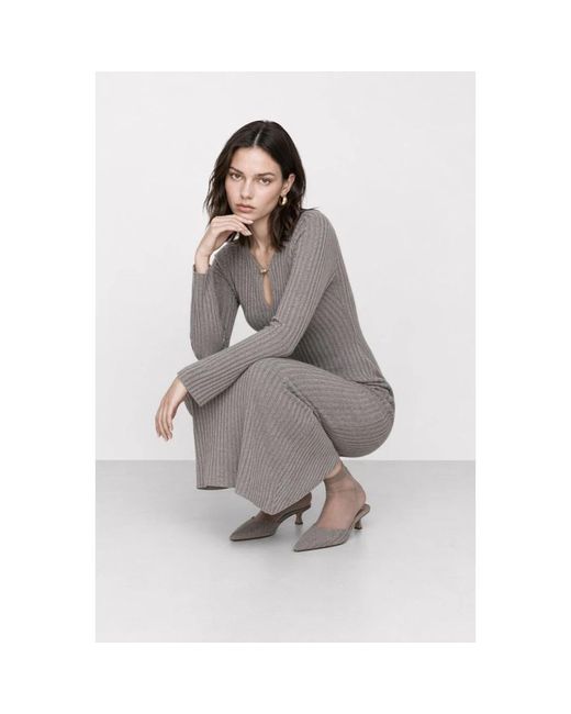 Kocca Kleedjes ,Grijs ,Ribbed Knit Midi Dress in het Gray