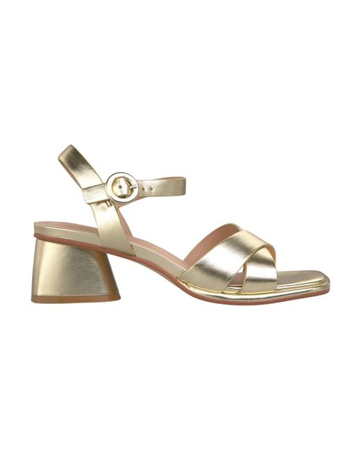 Alma En Pena. Metallic High Heel Sandals