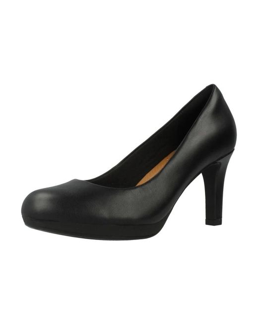Clarks Adriel Viola in het Black