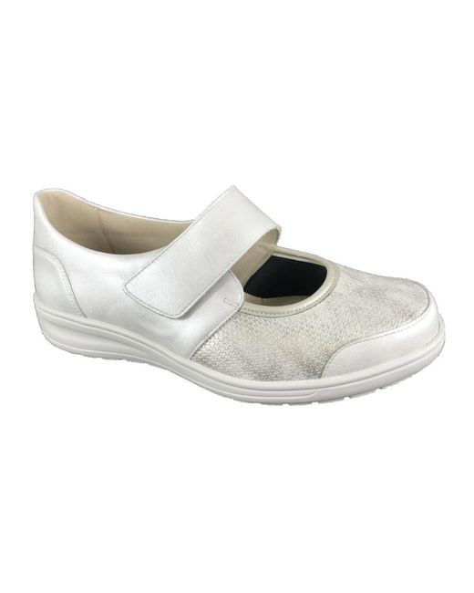 SOLIDUS White Shoes