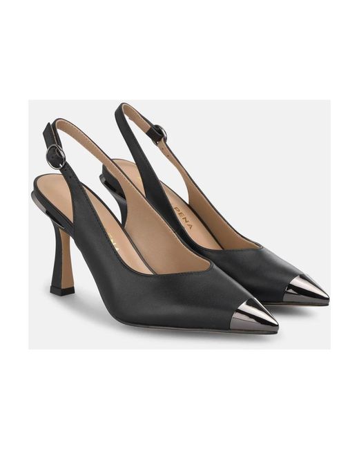 Alma En Pena. Metallic Pumps