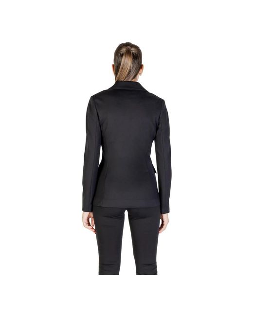 Guess Black Doppelreihiger Blazer Elegant Und Raffiniert