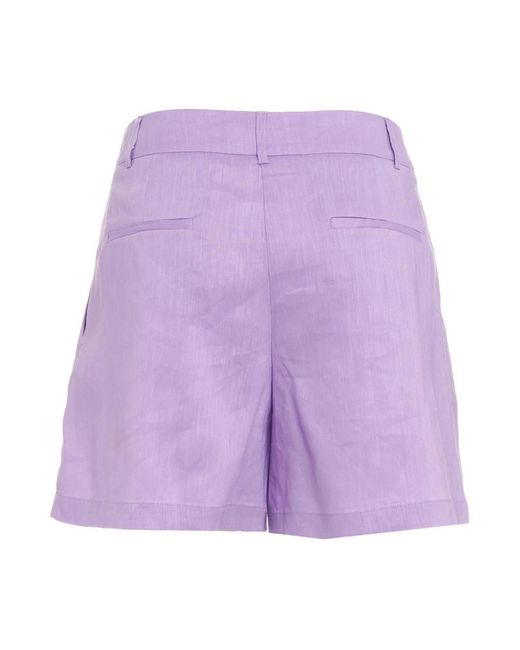 Silvian Heach Purple Lila shorts ss24 modellhöhe 178cm