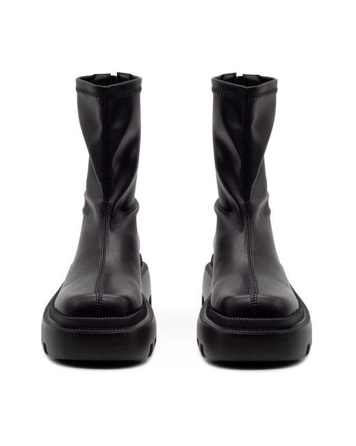 Vic Matié Black Tronchetto gear ecopelle nero