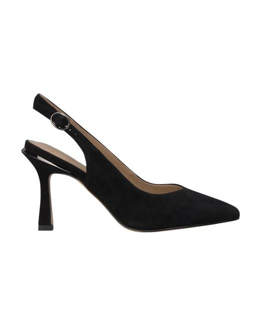 Alma En Pena. Black Pumps