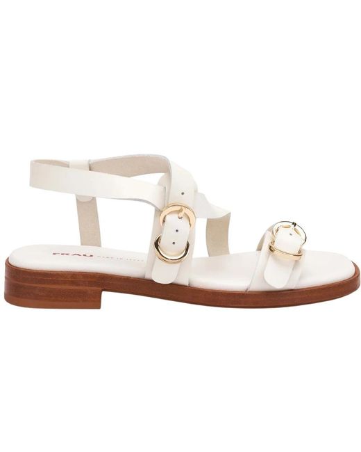 Frau White Multi-Strap Leder Sandale