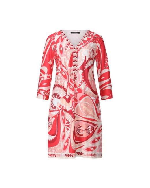Short Dresses di Ana Alcazar in Red