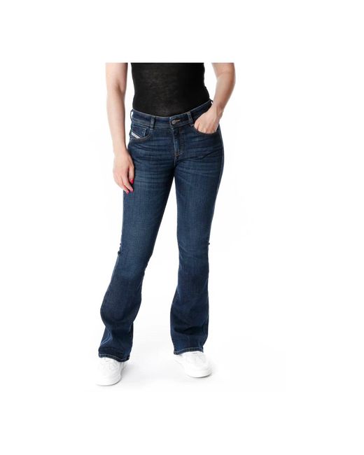 DIESEL Boot-Cut Jeans in het Blue