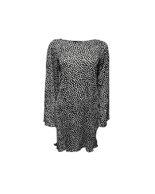 Short Dresses di Fisico in Gray