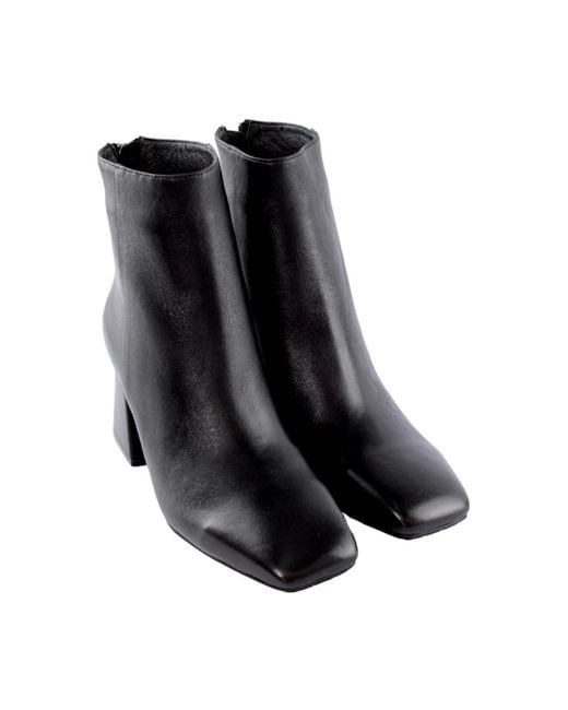 Zoe Black Heeled Boots