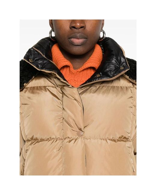 Moncler Gewatteerde Jas Met Hoge Hals in het Natural