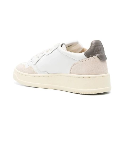 Sneakers di Autry in White