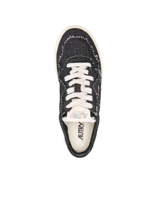 Autry Black Schnür-sneakers mit perforierter zehenpartie