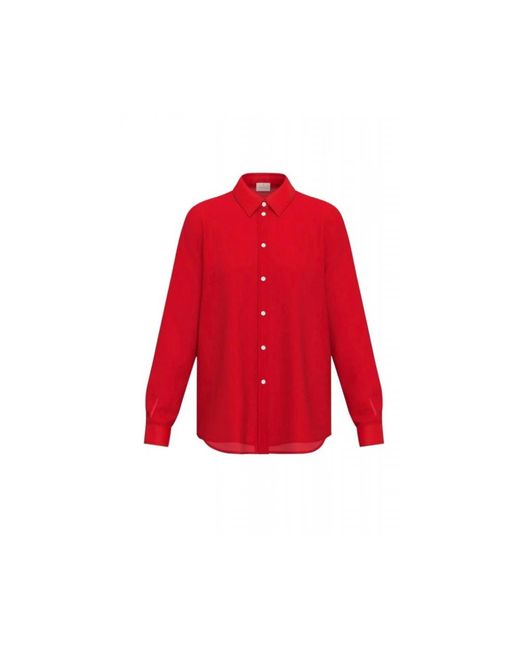 Marella Hemden in het Red