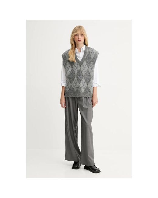 Gestuz Sasi Vest in het Gray