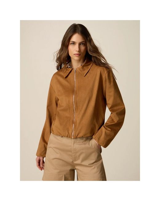 Light Jackets Oltre de color Brown