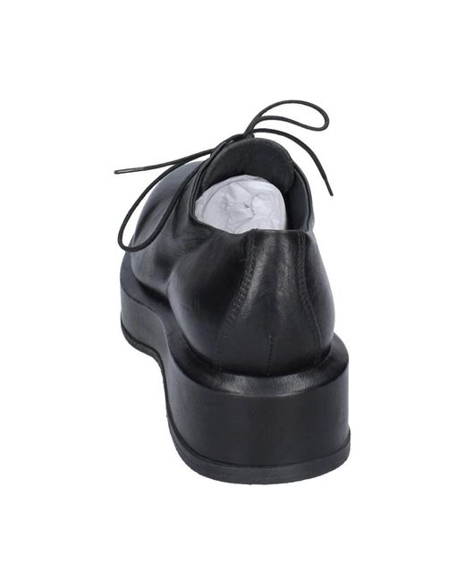 Moma Black Laced Shoes