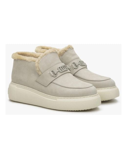 ESTRO Gray Winter Boots