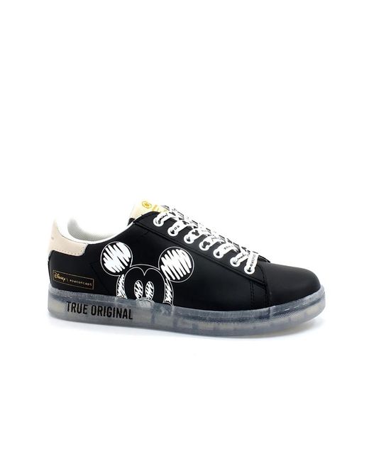MOA Black Sneakers