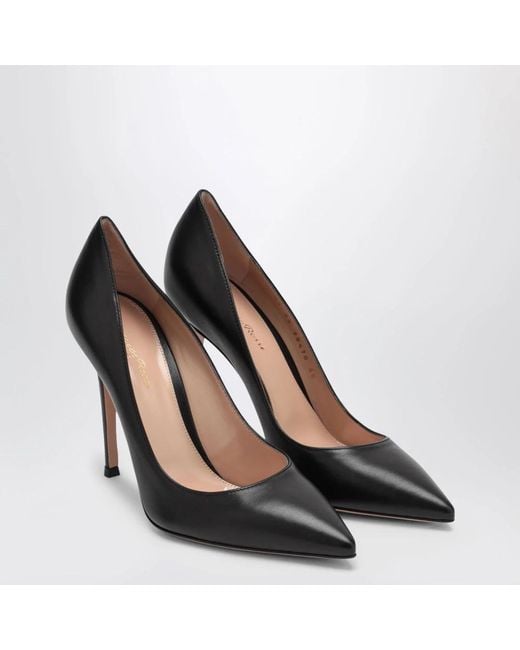 Gianvito Rossi Black Pumps