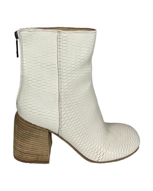 Heeled Boots LEMARGO en coloris Gray