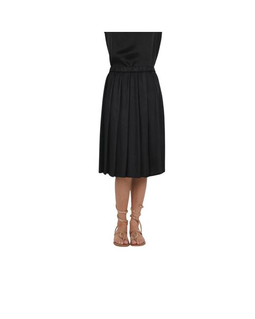 Midi Skirts di Aspesi in Black