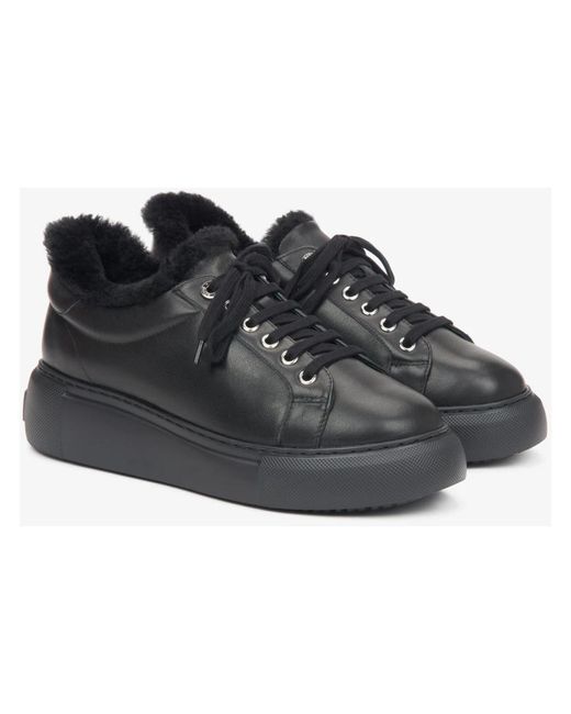 ESTRO Black Sneakers